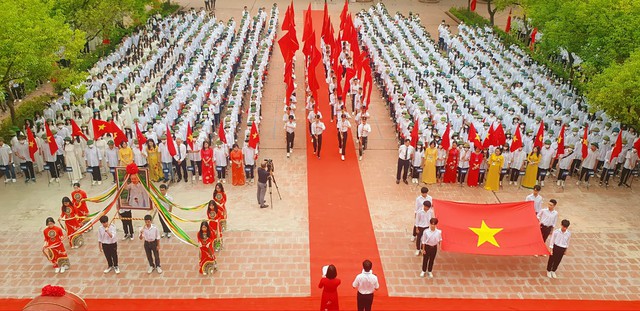 Phú Thọ: Hơn 383.000 học sinh trên toàn tỉnh khai giảng năm học mới 2022 – 2023 - Ảnh 6.