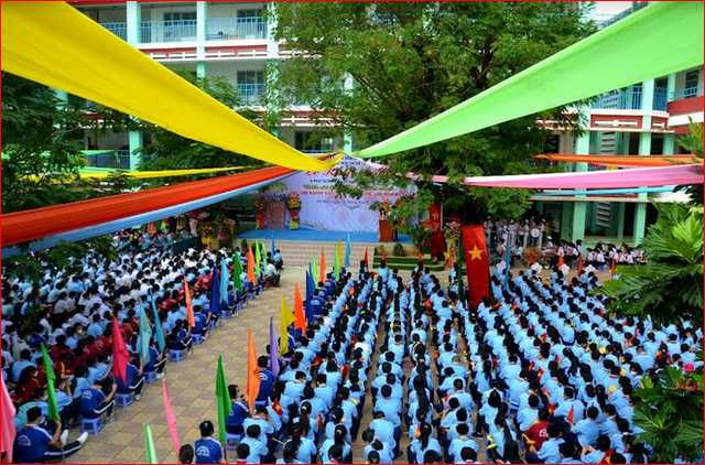 Trường THCS Lý Tự Trọng, quận Gò Vấp:Phấn khởi, tự tin bước vào năm học mới - Ảnh 1.