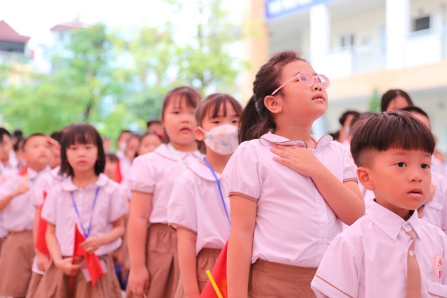 Trường Tiểu học Gia Quất khai giảng năm học mới và đón Bằng công nhận trường đạt chuẩn Quốc gia mức độ 2 - Ảnh 11.