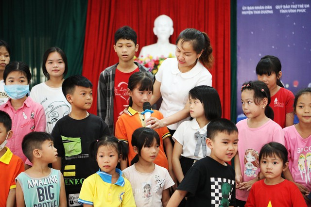 Natrumax Việt Nam mang trung thu sớm cho trẻ em nghèo Vĩnh Phúc - Ảnh 7.
