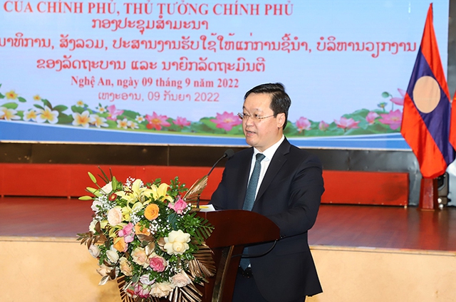Nghệ An: Chính phủ Việt Nam và Lào trao đổi kinh nghiệm trong công tác tham mưu tổng hợp - Ảnh 3.
