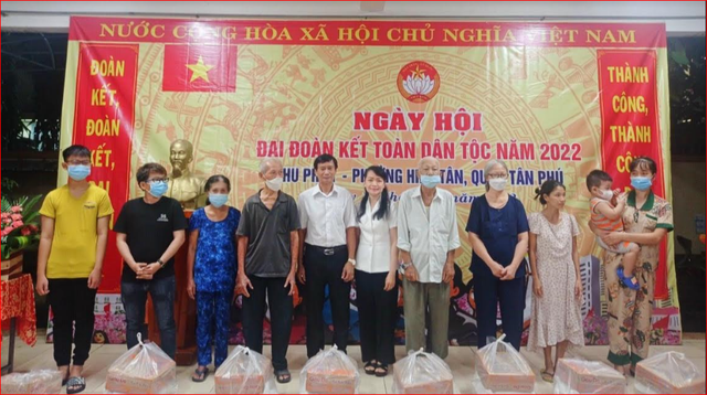 Ủy ban Mặt trận Tổ quốc quận Tân Phú: Chăm lo hộ nghèo, hộ hoàn cảnh khó khăn
 - Ảnh 3.