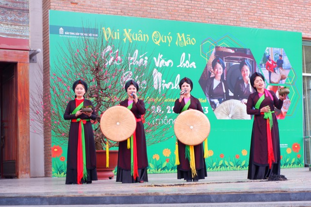 Vui xuân Quý Mão cùng những trải nghiệm thú vị về văn hóa vùng Kinh Bắc - Ảnh 4. Vui xuân Quý Mão cùng những trải nghiệm thú vị về văn hóa vùng Kinh Bắc - Ảnh 4.
