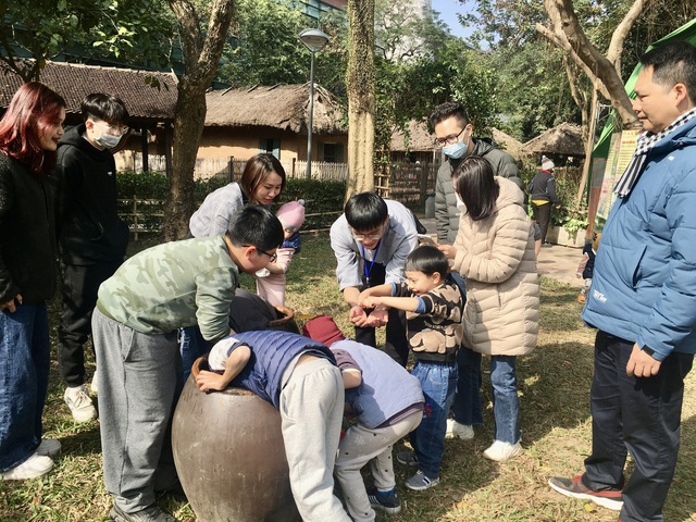 Vui xuân Quý Mão cùng những trải nghiệm thú vị về văn hóa vùng Kinh Bắc - Ảnh 10. Vui xuân Quý Mão cùng những trải nghiệm thú vị về văn hóa vùng Kinh Bắc - Ảnh 10.