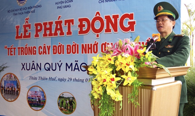 BĐBP tỉnh Thừa Thiên Huế: Trồng hơn 3.000 cây Dương trong Lễ phát động Tết trồng cây - Ảnh 1.