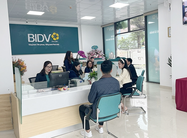 Thanh Hóa: BIDV Lam Sơn đưa Phòng giao dịch Bình Minh vào hoạt động tại địa điểm mới - Ảnh 1.