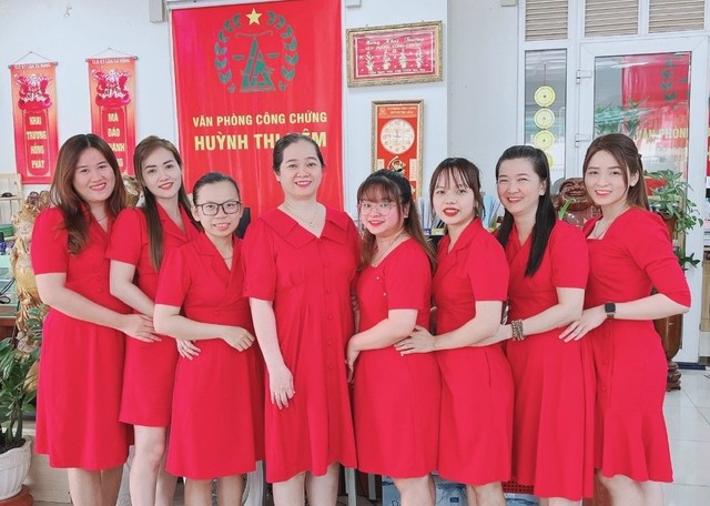 Văn phòng Công chứng Huỳnh Thị Liêm sở hữu nguồn nhân lực được đào tạo bài bản, chuyên nghiệp.