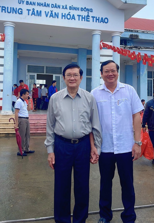 Anh Tám Lợi - Một tấm gương điển hình về tinh thần học tập và tận tụy vì dân - Ảnh 2.