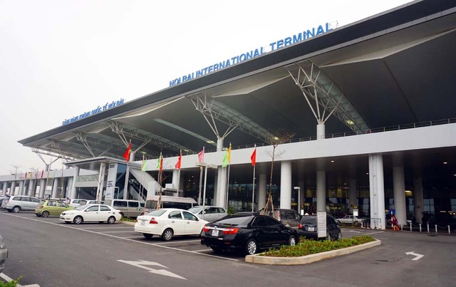 Đề xuất thu phí điện tử không dừng tại sân bay Nội Bài và Tân Sơn Nhất - Ảnh 1.