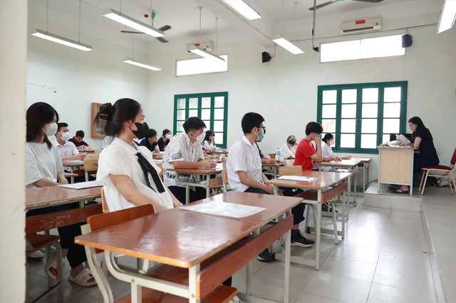 Sở GD&ĐT Hà Nội đề xuất tăng sĩ số lớp học lên 50 học sinh/lớp - Ảnh 1.