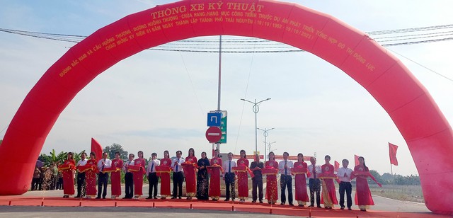 Thái Nguyên: Thông xe kỹ thuật đường Bắc Nam - cầu Huống Thượng và đường Huống Thượng - Chùa Hang - Ảnh 2.