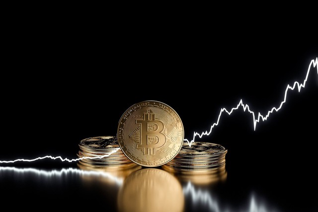 Giá Bitcoin hôm nay 23/10: Bitcoin vượt mức kháng cự tâm lý 30.000 USD - Ảnh 1.