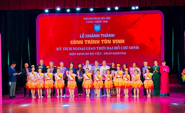 Khánh thành “Công trình tôn vinh kỳ tích ngoại giao thời đại Hồ Chí Minh” - Ảnh 1.