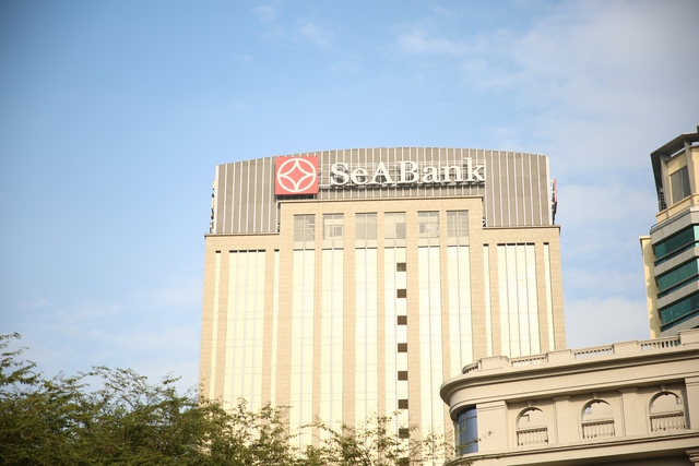 SeABank ký hợp đồng chuyển nhượng 100% vốn góp tại Công ty Tài chính PTF cho AEON Financial Service - Ảnh 1.