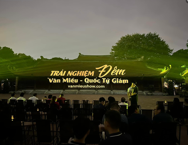 Hà Nội sẽ có thêm tour đêm Văn Miếu - Quốc Tử Giám - Ảnh 1.