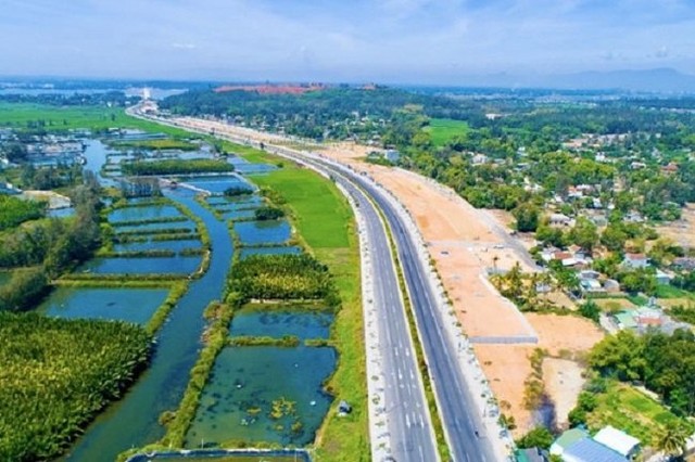 Quảng Ngãi: Phê duyệt giá khởi điểm đấu giá thực hiện dự án hơn 130 tỷ đồng - Ảnh 1.