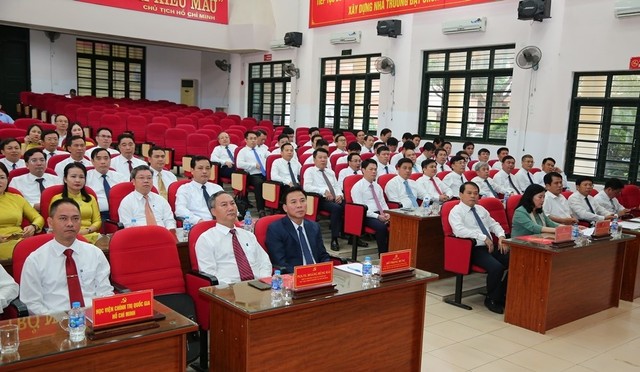 Bế giảng lớp bồi dưỡng cán bộ dự nguồn Ban Chấp hành Đảng bộ tỉnh Thanh Hóa - Ảnh 1.