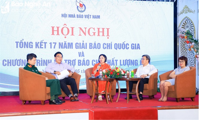 Nghệ An: Hội Nhà báo Việt Nam khai mạc khu vực 19 tỉnh miền Trung - Tây Nguyên - Ảnh 4.