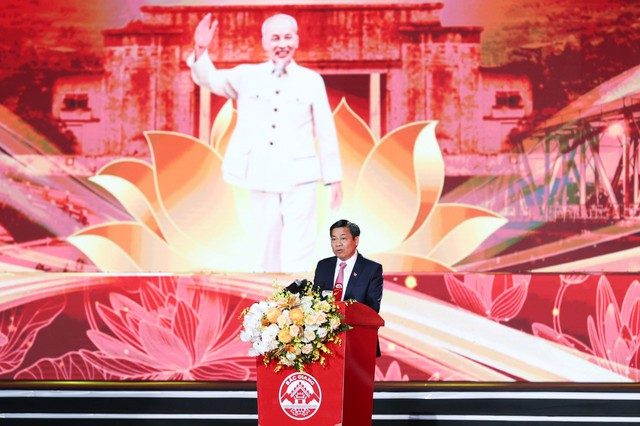 Bắc Giang: Kỷ niệm 60 năm ngày Bác Hồ về thăm, chỉ đạo Đại hội Đại biểu Đảng bộ tỉnh Hà Bắc lần thứ I - Ảnh 2.