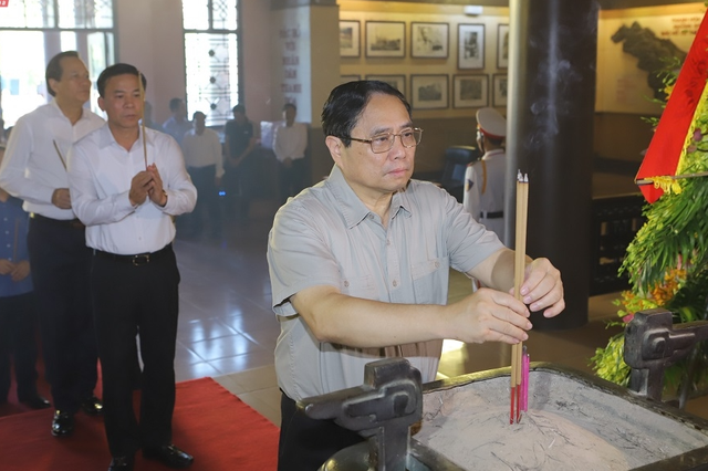 Thanh Hóa: Thủ tướng Phạm Minh Chính dâng hương tại Khu Văn hóa tưởng niệm Chủ tịch Hồ Chí Minh- Ảnh 2.
