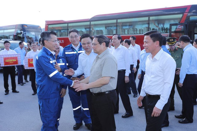 Thanh Hóa: Thủ tướng Chính phủ Phạm Minh Chính thăm và làm việc tại Khu kinh tế Nghi Sơn - Ảnh 1.
