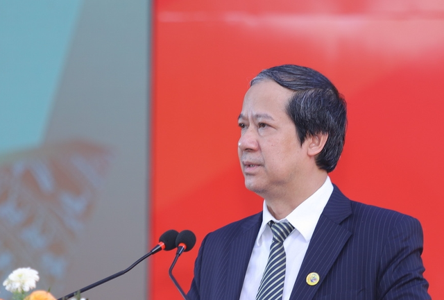 Thanh Hóa: Thủ tướng Chính phủ Phạm Minh Chính dự lễ kỷ niệm 60 năm thành lập Trường THPT Cẩm Thủy 1 - Ảnh 3.