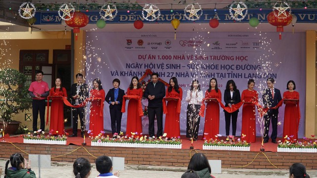 Học sinh xứ Lạng nô nức tham gia ngày hội vệ sinh học đường - Ảnh 2.