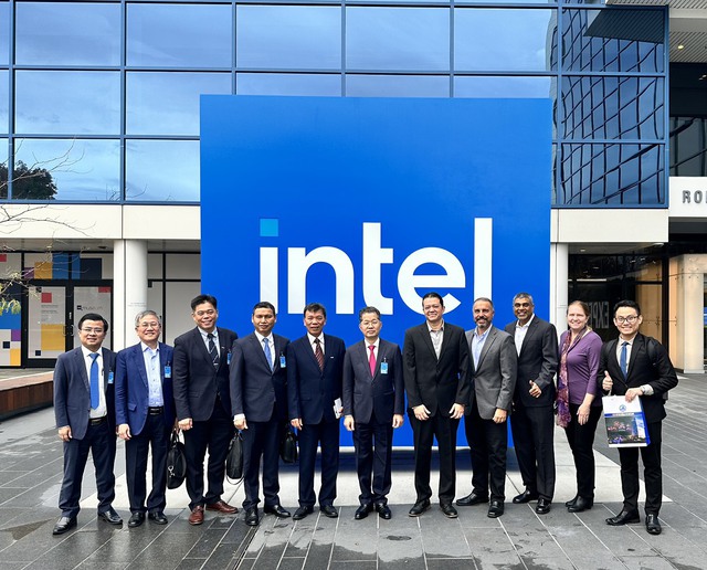 Đoàn công tác TP Đà Nẵng làm việc với Tập đoàn Intel - Ảnh 2.