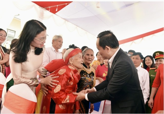Phó Thủ tướng Trần Lưu Quang dự Ngày hội Đại đoàn kết tại Thanh Hóa- Ảnh 2.