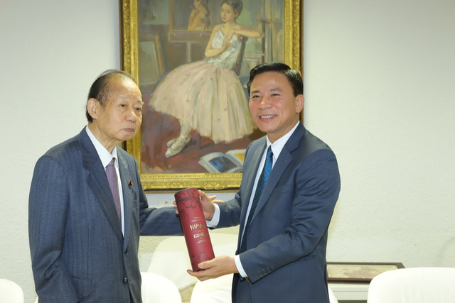 Đoàn công tác tỉnh Thanh Hóa chào xã giao Chủ tịch Liên minh Nghị sĩ hữu nghị Nhật Bản - Việt Nam- Ảnh 4.