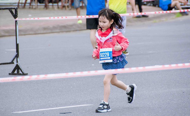 Trên 6.000 VĐV tham gia giải Marathon - Cà Mau 2023- Ảnh 6.