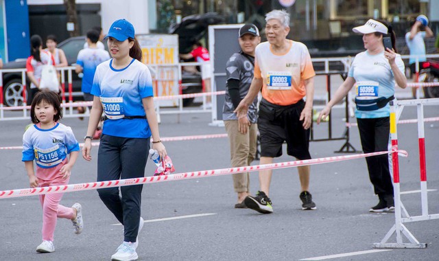 Trên 6.000 VĐV tham gia giải Marathon - Cà Mau 2023- Ảnh 7.