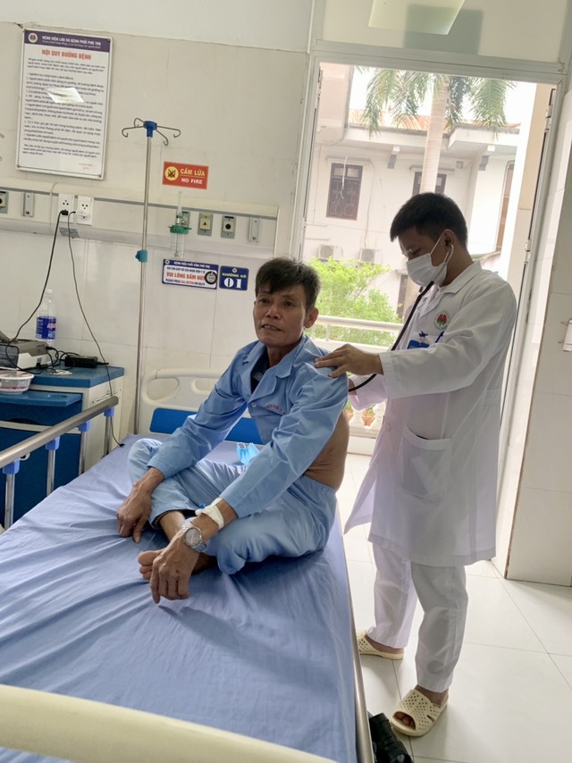 Bệnh viện Phổi Phú Thọ: Cứu sống người bệnh trong đợt cấp COPD nguy kịch- Ảnh 1.