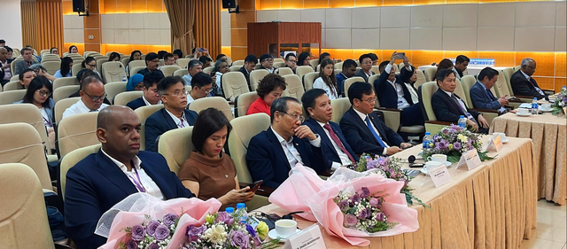 TP.Hồ Chí Minh:Tổ chức Hội thảo khoa học quốc tế VN business exchange
- Ảnh 2.
