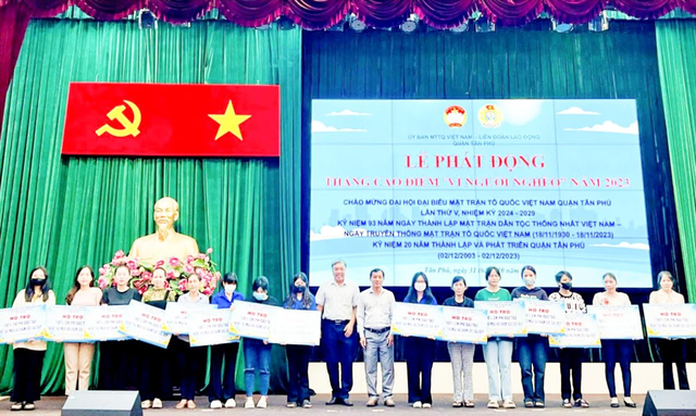 Quận Tân Phú: Phát động tháng cao điểm vì người nghèo 2023 - Ảnh 2.