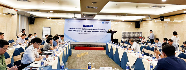 Hội nghị liên kết vùng tại TP.Hồ Chí Minh: Nâng cao hiệu quả hội nhập kinh tế quốc tế, thúc đẩy kinh tế phát triển nhanh và bền vững  - Ảnh 1.