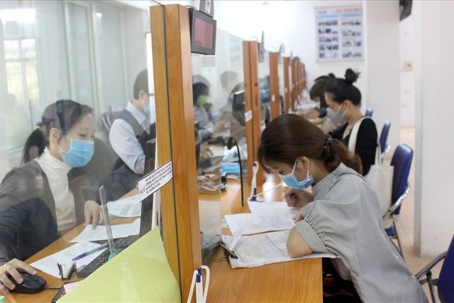 Hà Nội: Hơn 76.000 lao động nhận trợ cấp thất nghiệp trong 11 tháng- Ảnh 1.