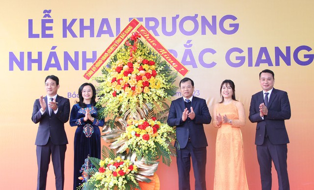Khai trương Chi nhánh Ngân hàng TMCP Sài Gòn - Hà Nội tại Bắc Giang- Ảnh 2.