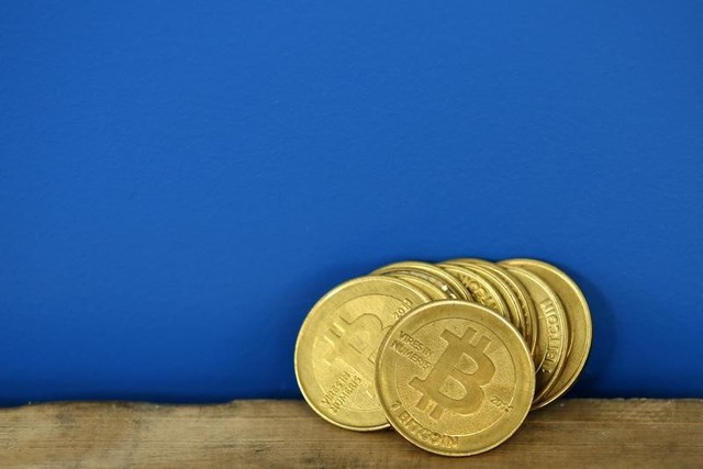 Giá Bitcoin hôm nay 22/12: Phí giao dịch Bitcoin tăng vọt- Ảnh 1.