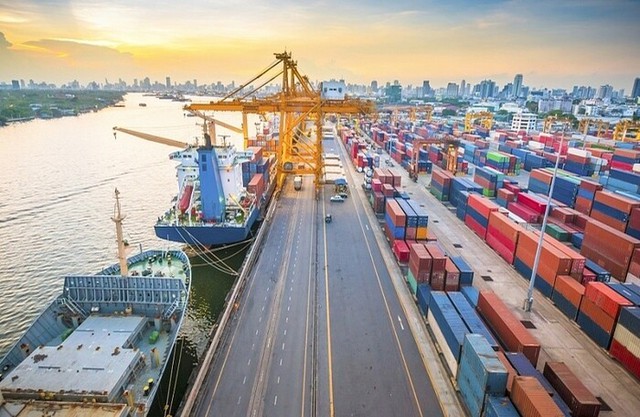 TP.HCM thu gần 3.800 tỉ đồng từ phí hạ tầng cảng biển- Ảnh 1.