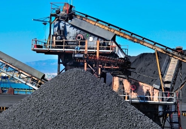 11 tháng, xuất khẩu than đạt 673.658 tấn, thu về 211,3 triệu USD- Ảnh 1.