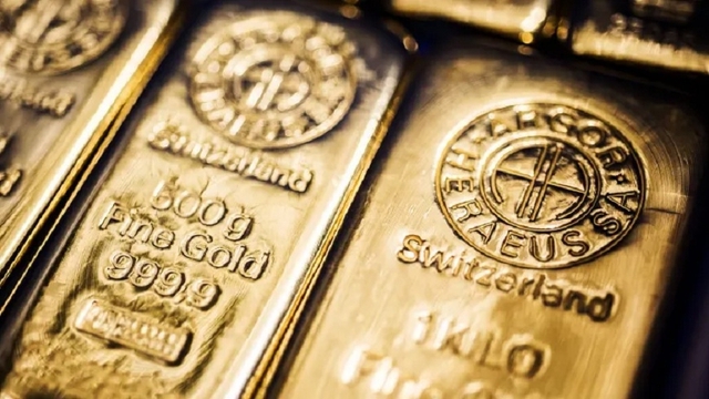 Giá vàng hôm nay 26/12: SJC phá kỷ lục tiến lên 78,4 triệu đồng- Ảnh 1.