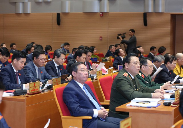 Kỳ họp thứ 14 HĐND TP Hà Nội: Quyết sách nhiều vấn đề quan trọng- Ảnh 3.