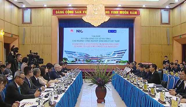 Việt Nam sẵn sàng đón nhà đầu tư trong chuỗi cung ứng ngành bán dẫn- Ảnh 1.