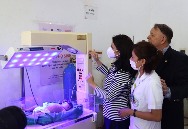 Trung tâm Y tế huyện Sìn Hồ: Điểm tựa vững chắc về chăm sóc và bảo vệ sức khỏe nhân dân vùng cao biên giới - Ảnh 1.