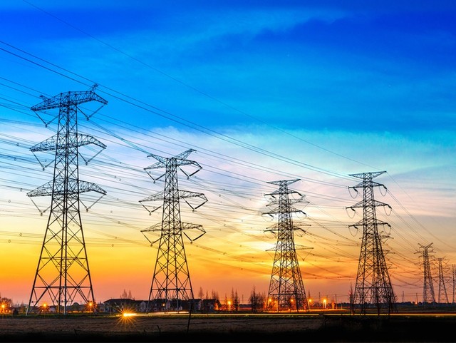 Tổng công ty Truyền tải điện Quốc gia phấn đấu hoàn thành 44 dự án trong năm 2023 - Ảnh 1.