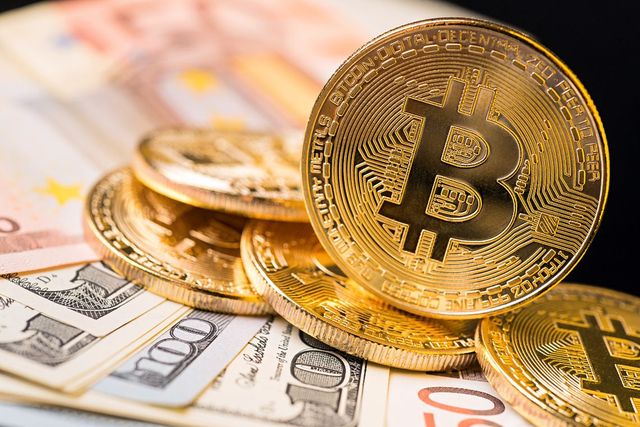 Giá Bitcoin hôm nay 21/2: Vọt tăng, thử lại mốc 25.000 USD - Ảnh 1.