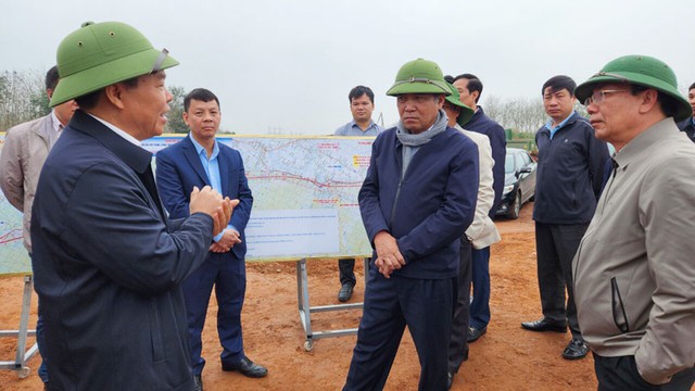 Quảng Bình: Tháo gỡ khó khăn trong giải phóng mặt bằng Dự án Đường bộ cao tốc Bắc - Nam - Ảnh 1.