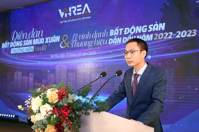 Thị trường bất động sản Việt Nam năm 2023: Cơ hội và thách thức nhìn từ dòng vốn
 - Ảnh 1.