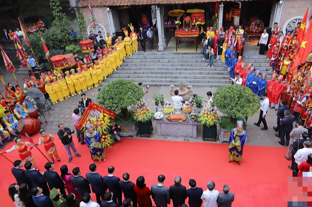 Thanh Hóa: Lễ hội Đền Bà Triệu đón nhận Di sản văn hóa phi vật thể quốc gia - Ảnh 1.